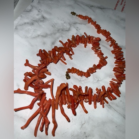 Authentic Vintage Orange Coral Gemstone Necklace - Picture 2 of 6